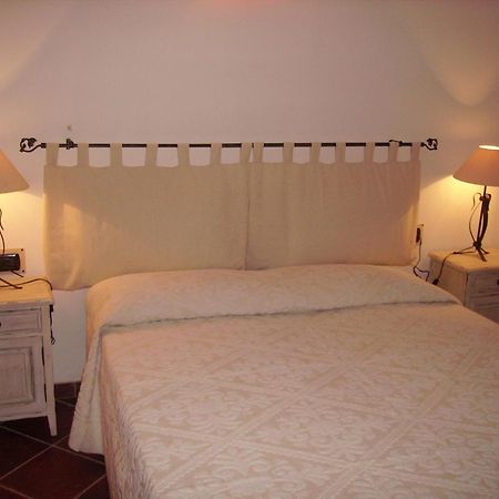 Locanda Tipica Sa Corte Oliena Luaran gambar
